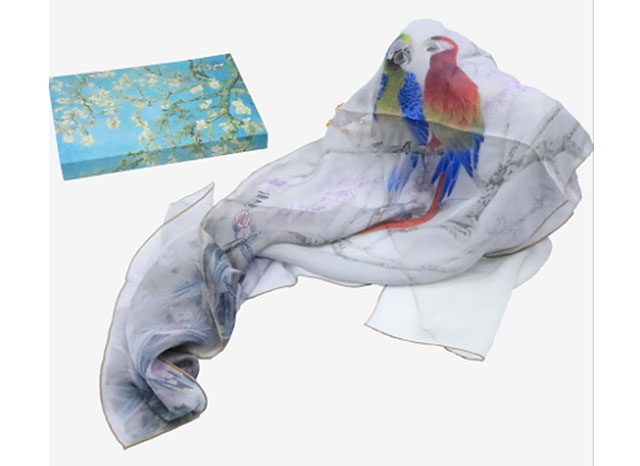 花鸟 丝巾（1999.00元）